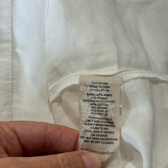 Soft Surroundings Button Up Blouse - L - Picture 7 of 7